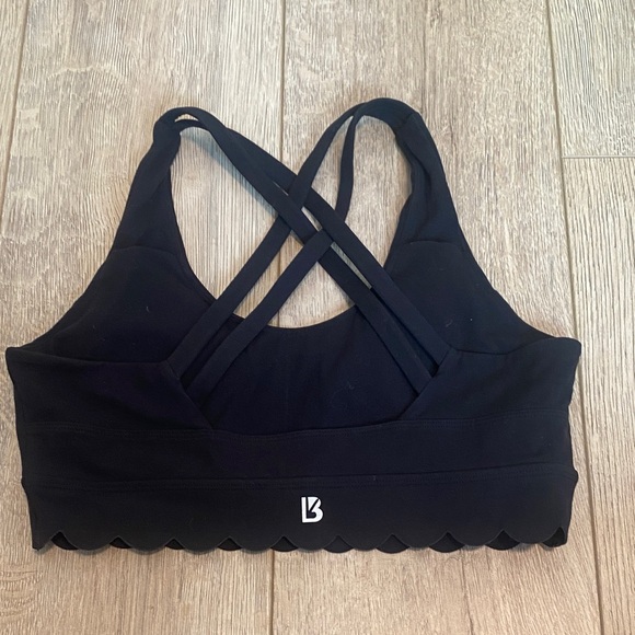 BuffBunny Black Scalloped Sports Bra - Picture 2 of 3